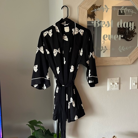 Kate Spade Bow Robe - Picture 2 of 3